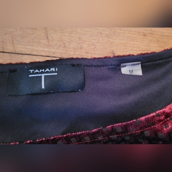 T Tahari Long Sleeve Velvet Bodycon Diamond Pattern Midi Dress - Picture 7 of 13